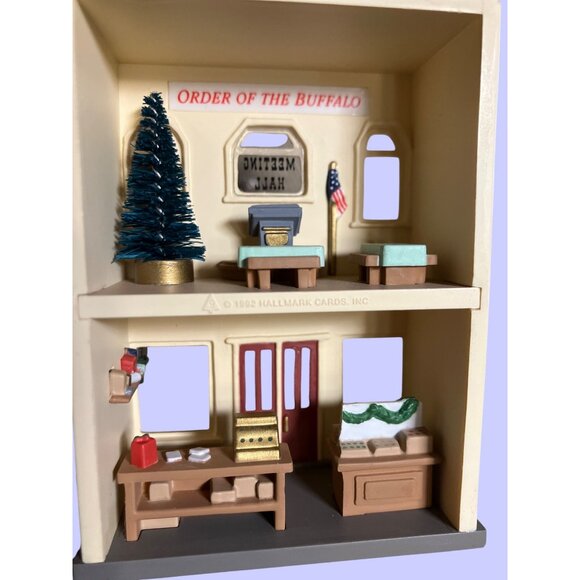 Hallmark Keepsake Ornament Five-And-Ten-Cent Store Nostalgic Houses & Shops 1992 - Picture 4 of 12